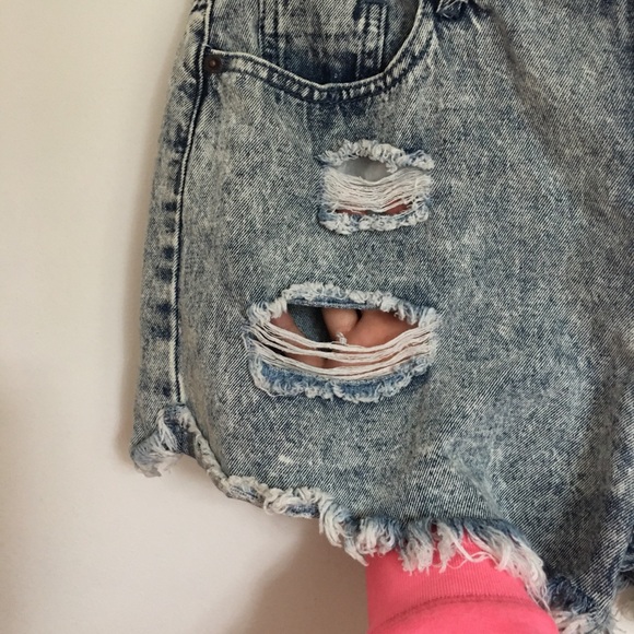 Forever 21 Denim Distressed Shorts - Picture 4 of 8